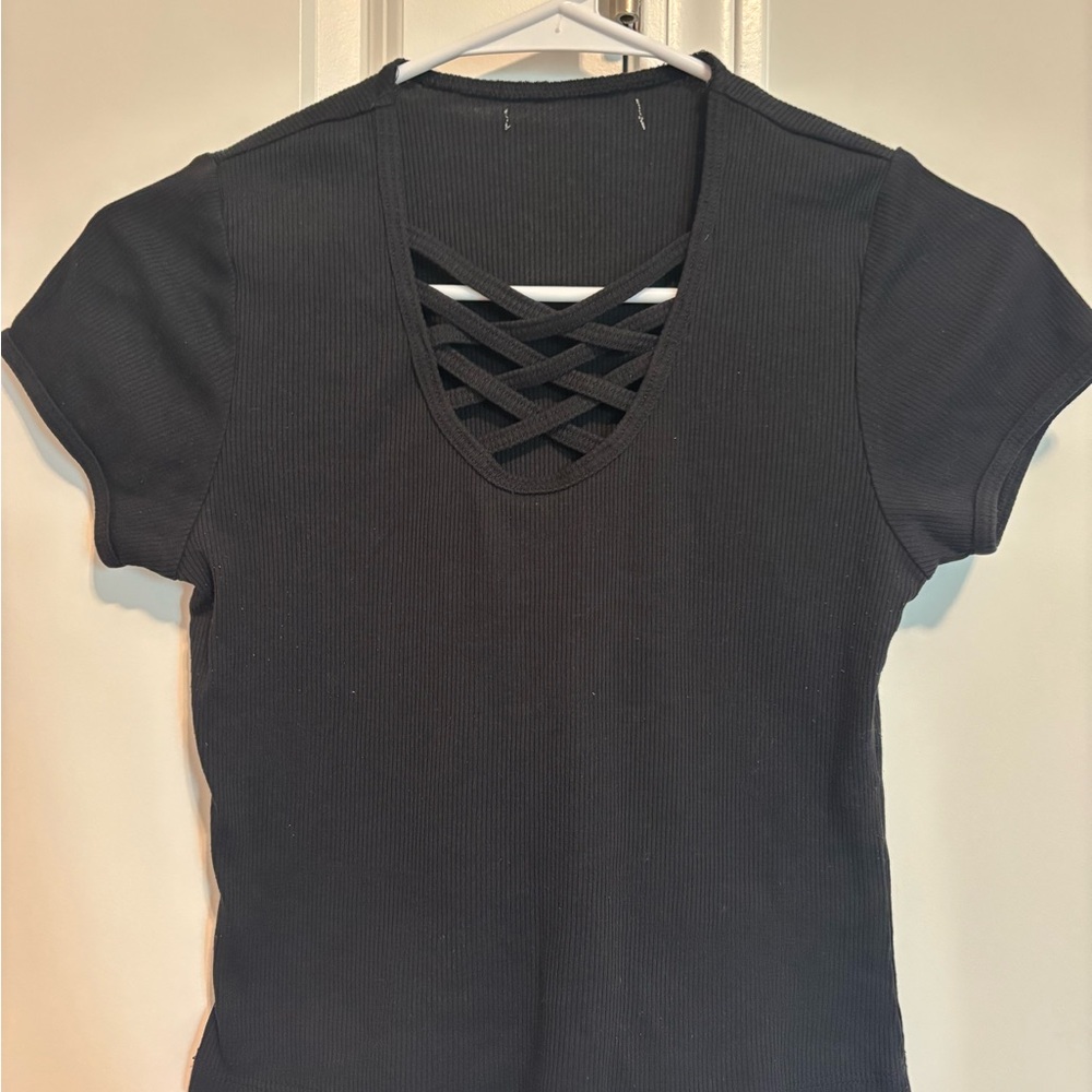 Women’s Black Ribbed Short-Sleeve Top with Crisscross Neckline